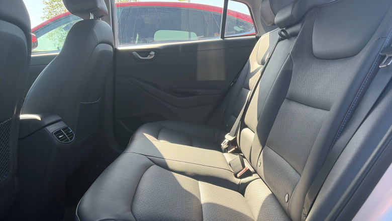 Hyundai IONIQ 1.6 GDi Hybrid Premium SE 5dr DCT Hybrid Hatchback